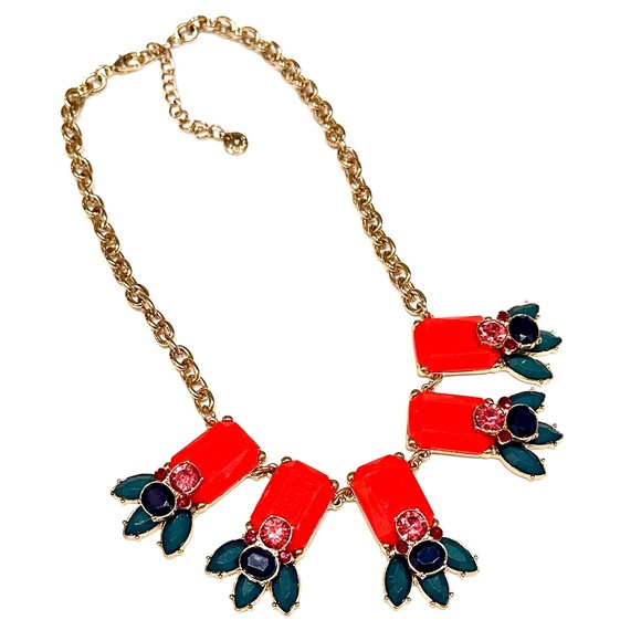 TALBOTS Gold Tone Bib/Statement Necklace | NWOT - Picture 2 of 7